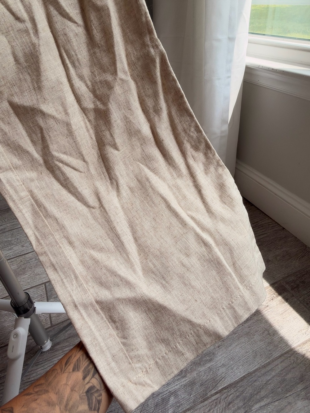 Divided Beige Drawstring Linen-Blend Chinos - Picture 6 of 6